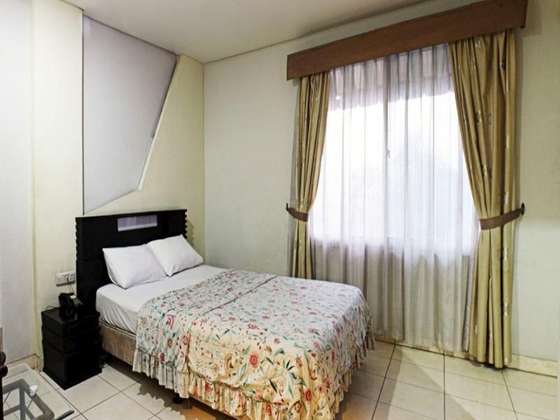 Hotel Pesona Permai *